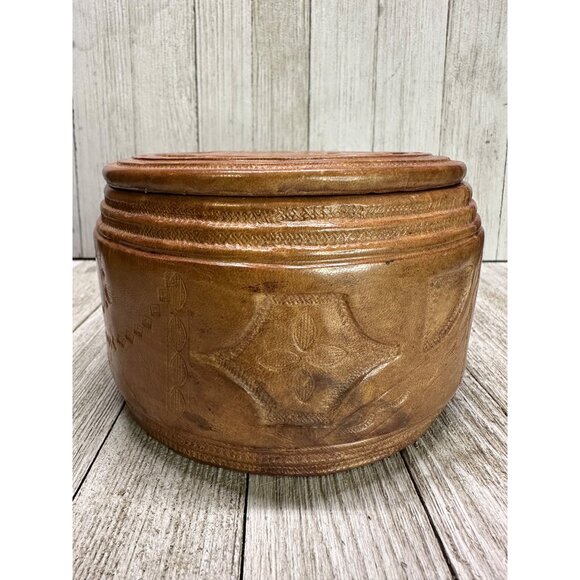 Vintage Leatherbound Decorative Symbols Storage Trinket Box 5" Diameter with Lid - Picture 2 of 12